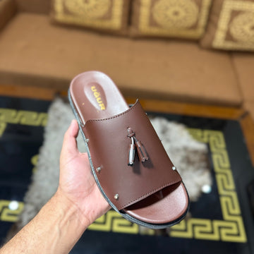 Ugur Hand Made Poxinio Brown Tussled Chappal