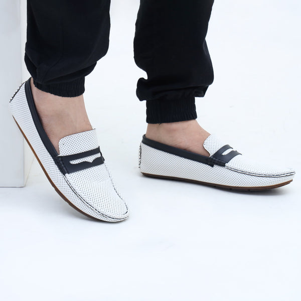 Ugur leather finish hand made tendio loafers white